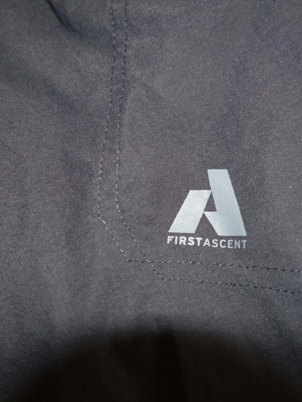 Eddie Bauer Women's First Ascent Cargo Pants Size 10 Petite Black Hiking 10P - Picture 3 of 9